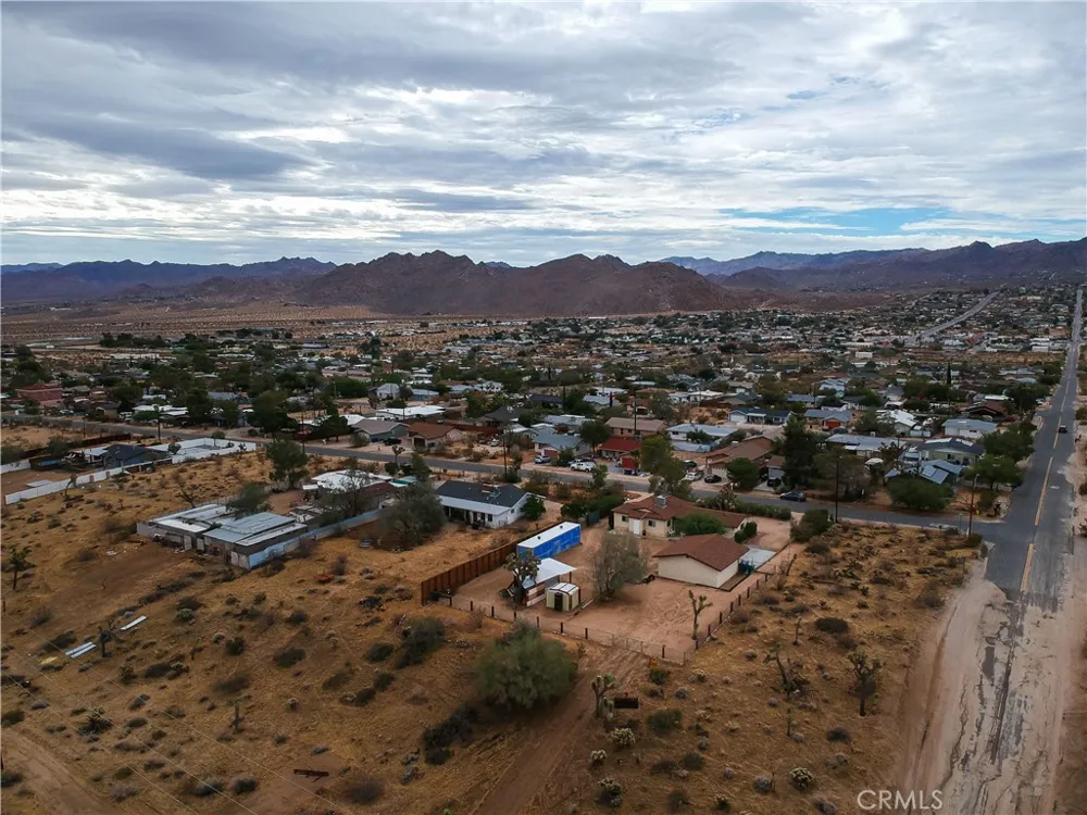 61726 Hilltop Joshua Tree, CA 92252