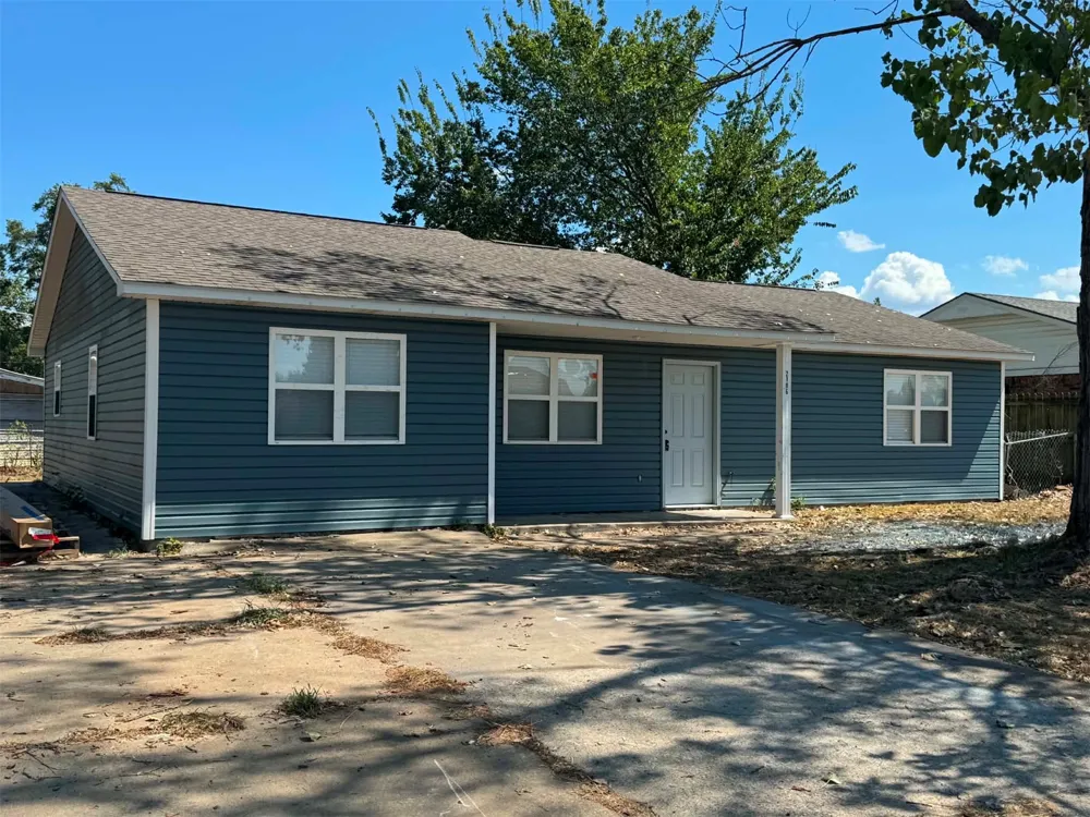 2106 Hickory Street McAlester, OK 74501