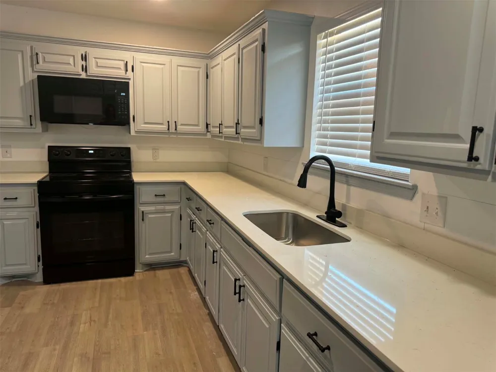 2106 Hickory Street McAlester, OK 74501