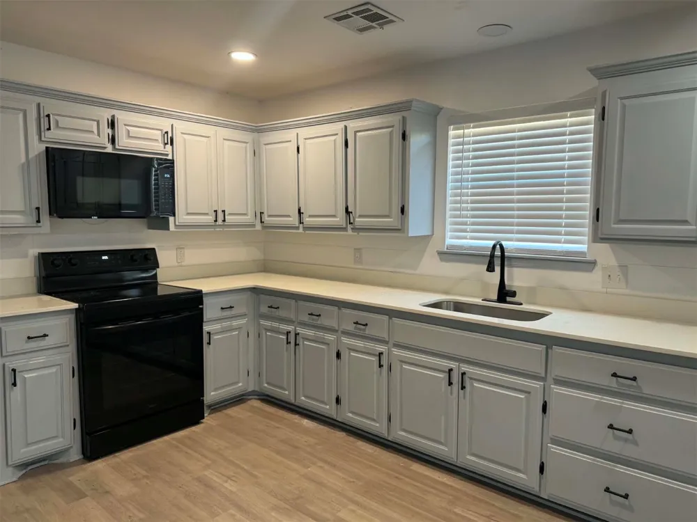 2106 Hickory Street McAlester, OK 74501