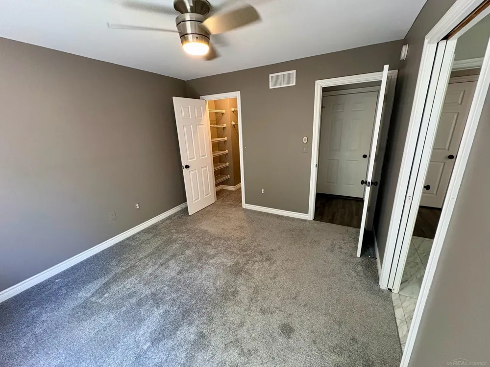 3946 electric Avenue Port Huron City, MI 48060
