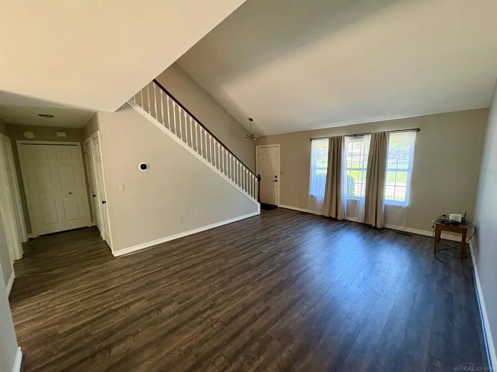 3946 electric Avenue Port Huron City, MI 48060