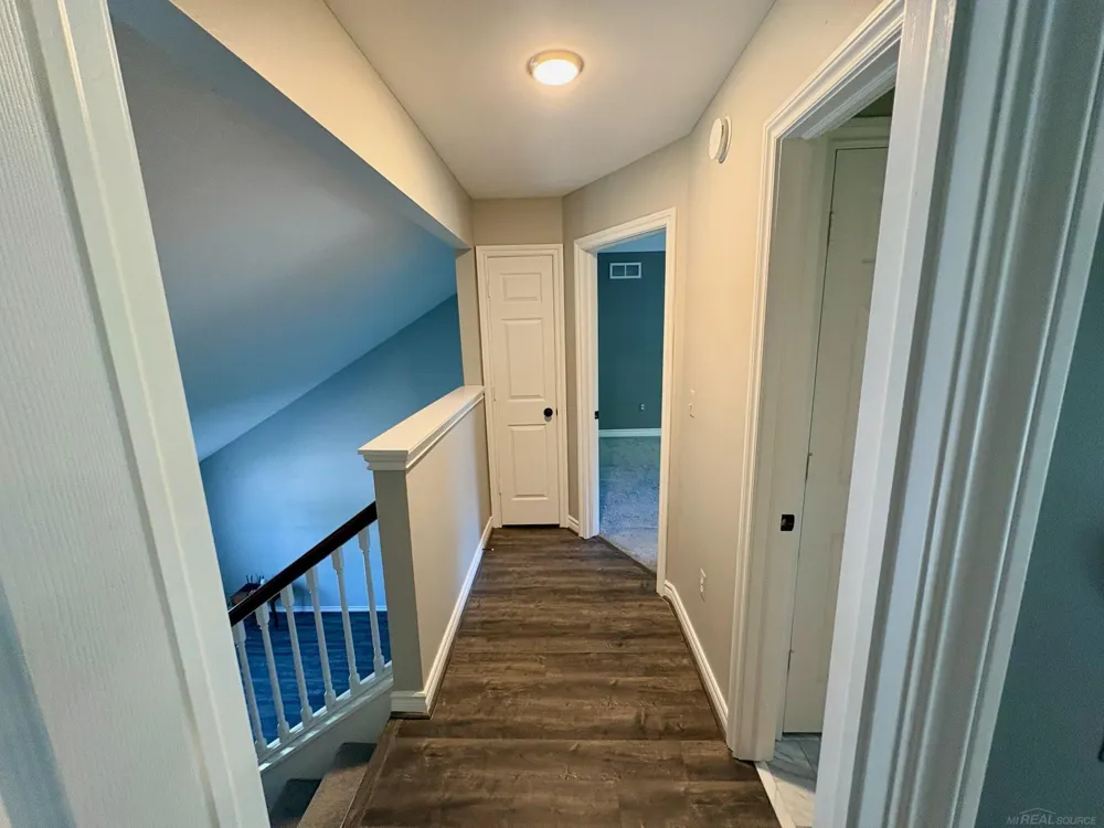 3946 electric Avenue Port Huron City, MI 48060