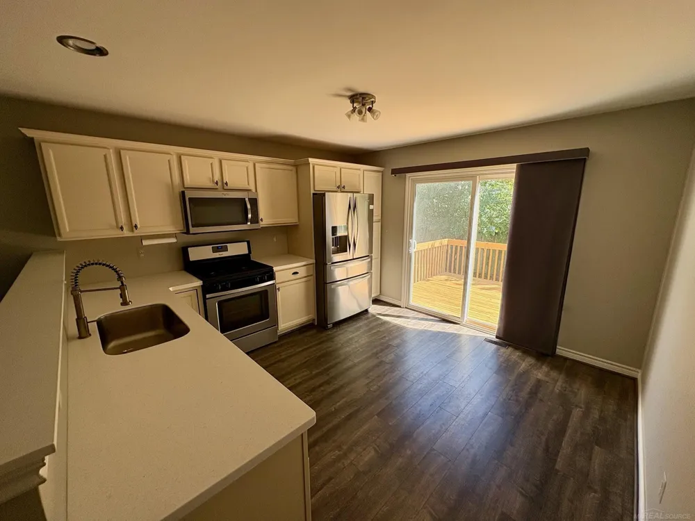 3946 electric Avenue Port Huron City, MI 48060