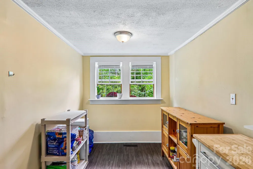 418 Sharptown Road Canton, NC 28716