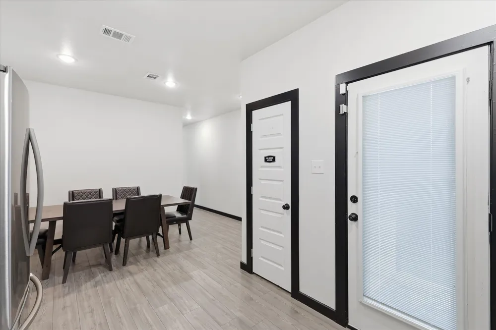 3412 Meadow Street Dallas, TX 75215