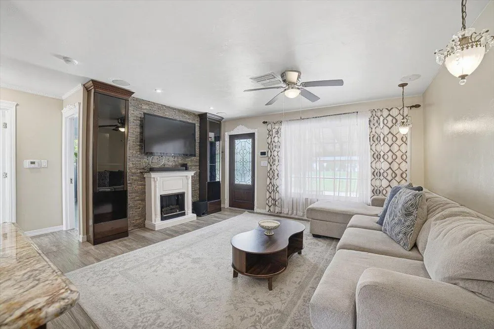 938 Arlington Drive West Palm Beach, FL 33415