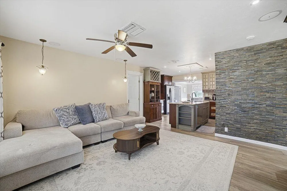 938 Arlington Drive West Palm Beach, FL 33415