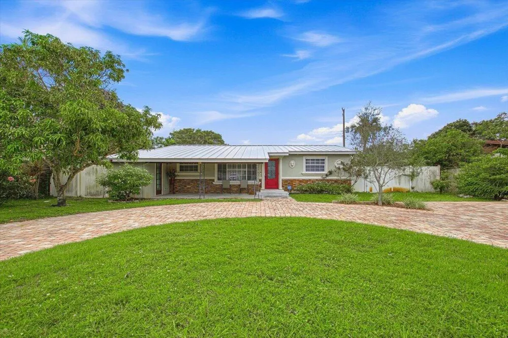 938 Arlington Drive West Palm Beach, FL 33415