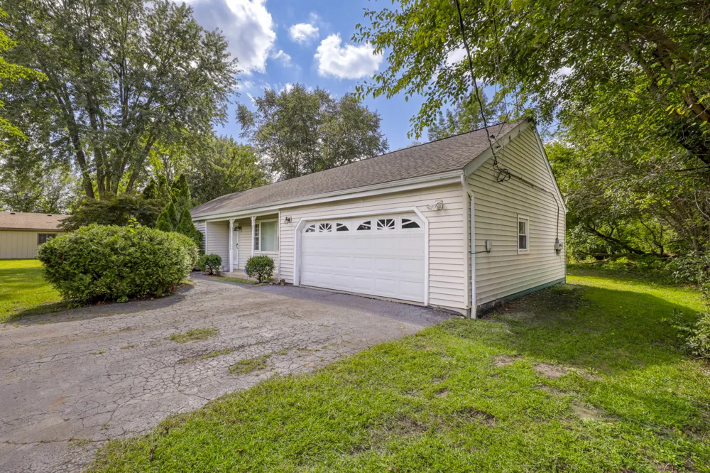 20300 Inkster Road Romulus, MI 48174