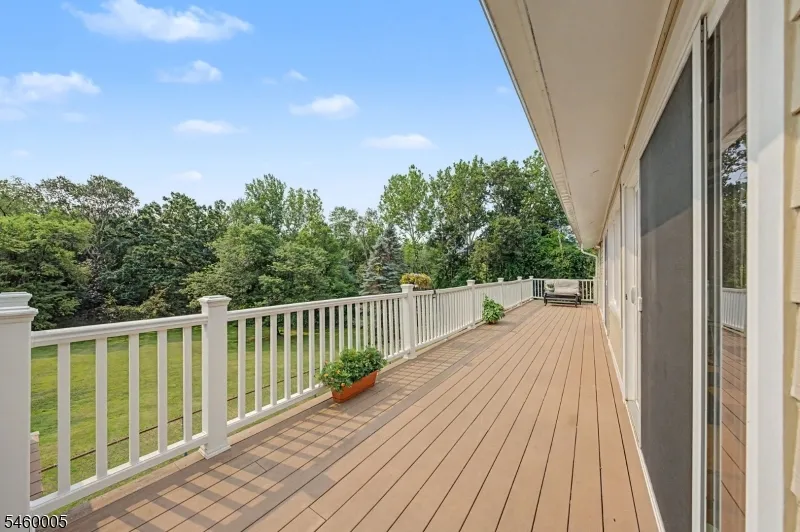 135 W Mountain Rd Sparta, NJ 07871