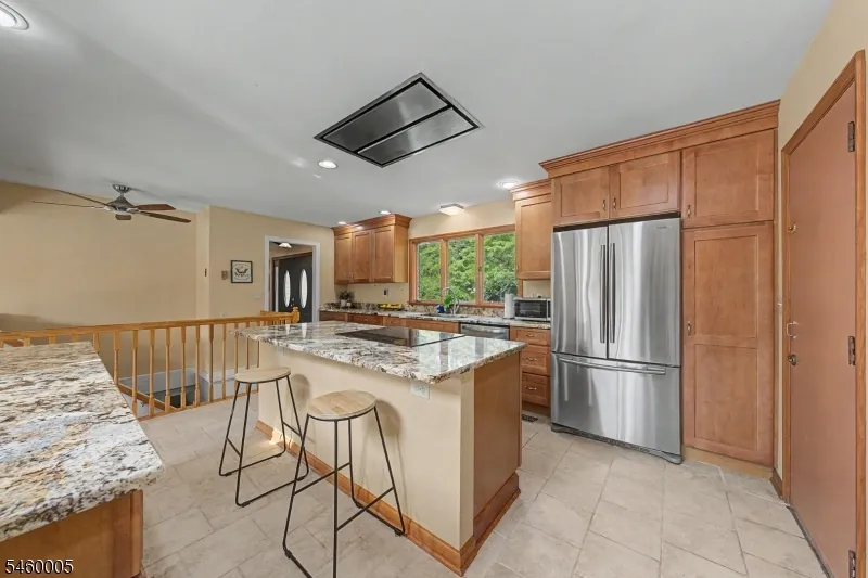 135 W Mountain Rd Sparta, NJ 07871