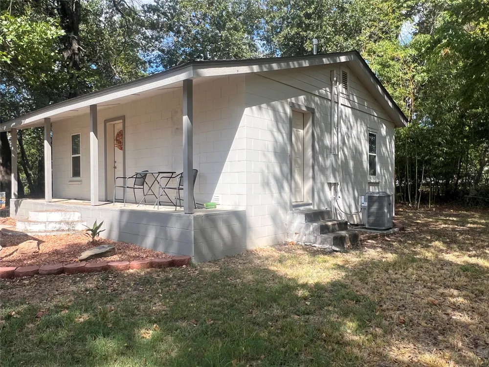 1380 Day Lane Tahlequah, OK 74464