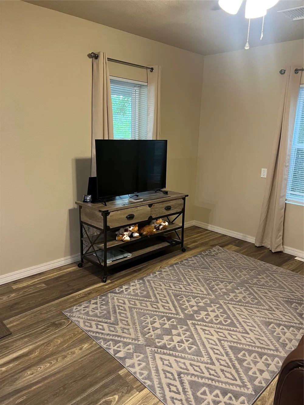 1380 Day Lane Tahlequah, OK 74464