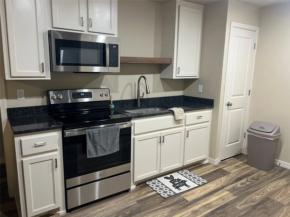 1380 Day Lane Tahlequah, OK 74464
