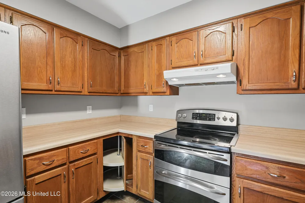 13585 Holly Springs Road Byhalia, MS 38611