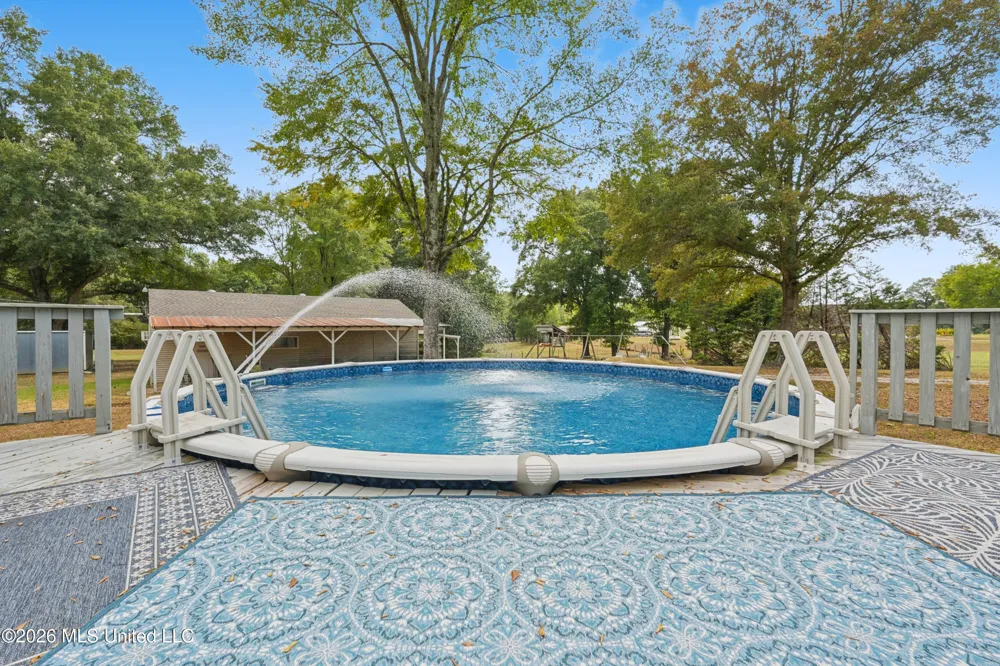 13585 Holly Springs Road Byhalia, MS 38611