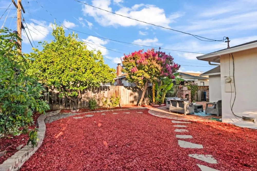 1605 Grand Teton Drive Milpitas, CA 95035