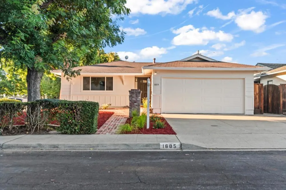 1605 Grand Teton Drive Milpitas, CA 95035