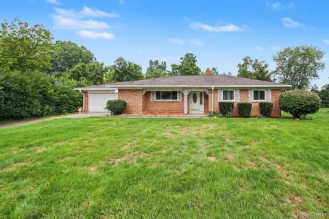 1254 Arrowhead Drive