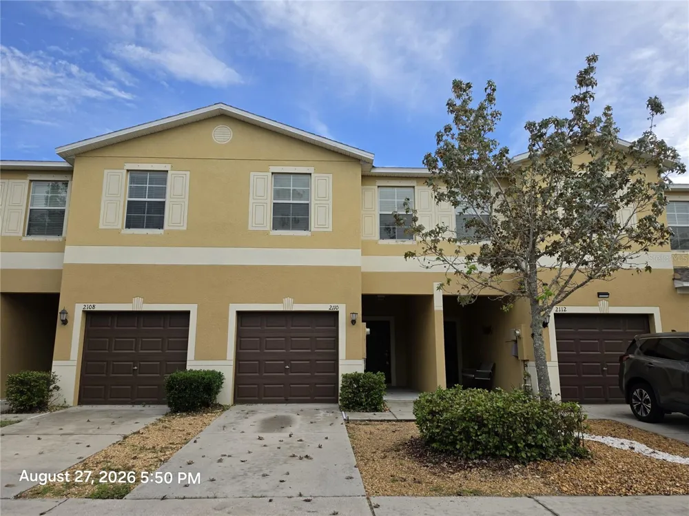 2110 GOLDEN FALCON DRIVE Ruskin, FL 33570