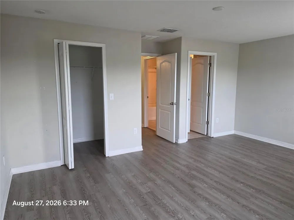 2110 GOLDEN FALCON DRIVE Ruskin, FL 33570