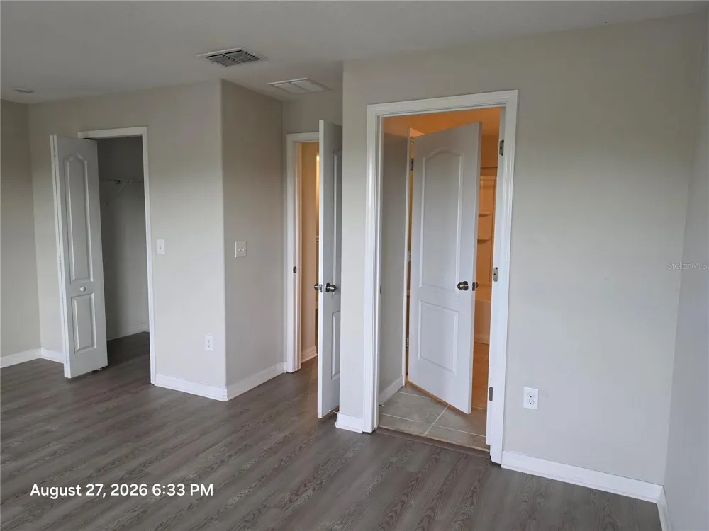 2110 GOLDEN FALCON DRIVE Ruskin, FL 33570