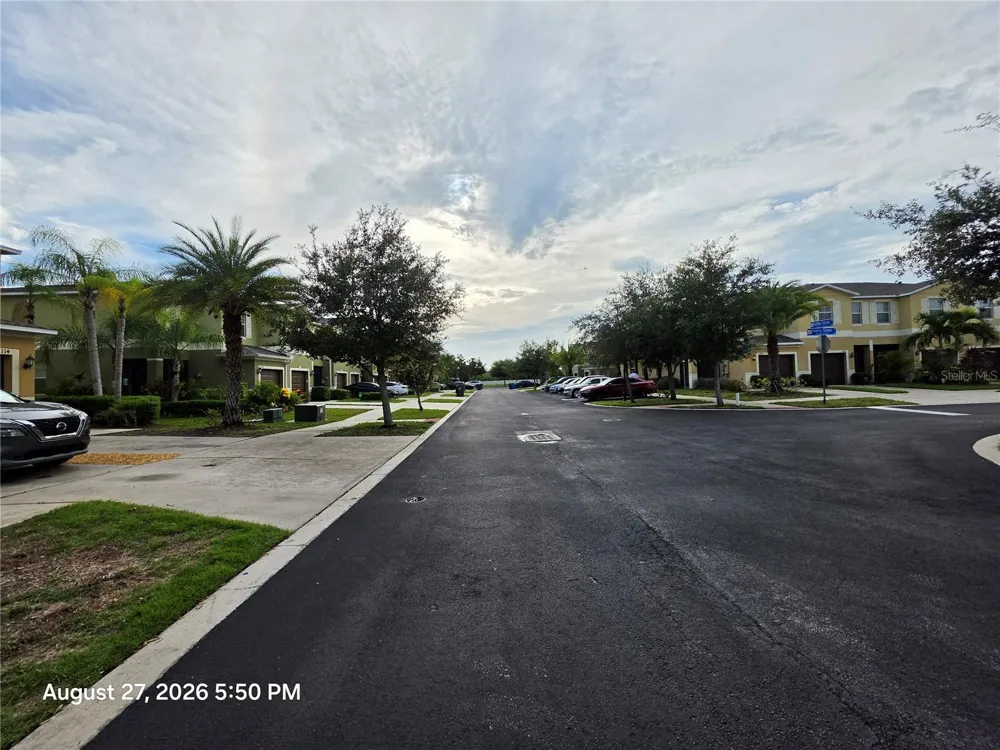 2110 GOLDEN FALCON DRIVE Ruskin, FL 33570
