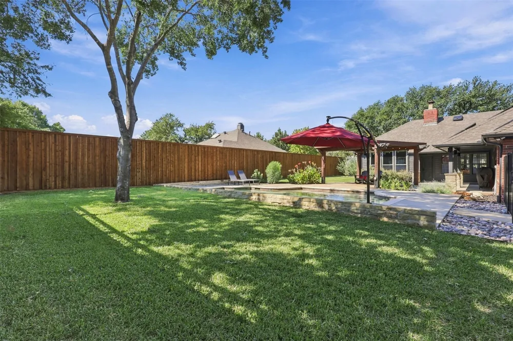 1821 Quail Run Drive Corinth, TX 76208