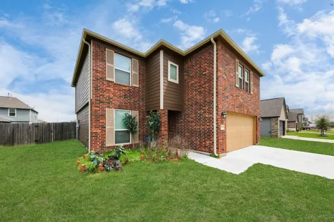 2927 Silverhorn Lane