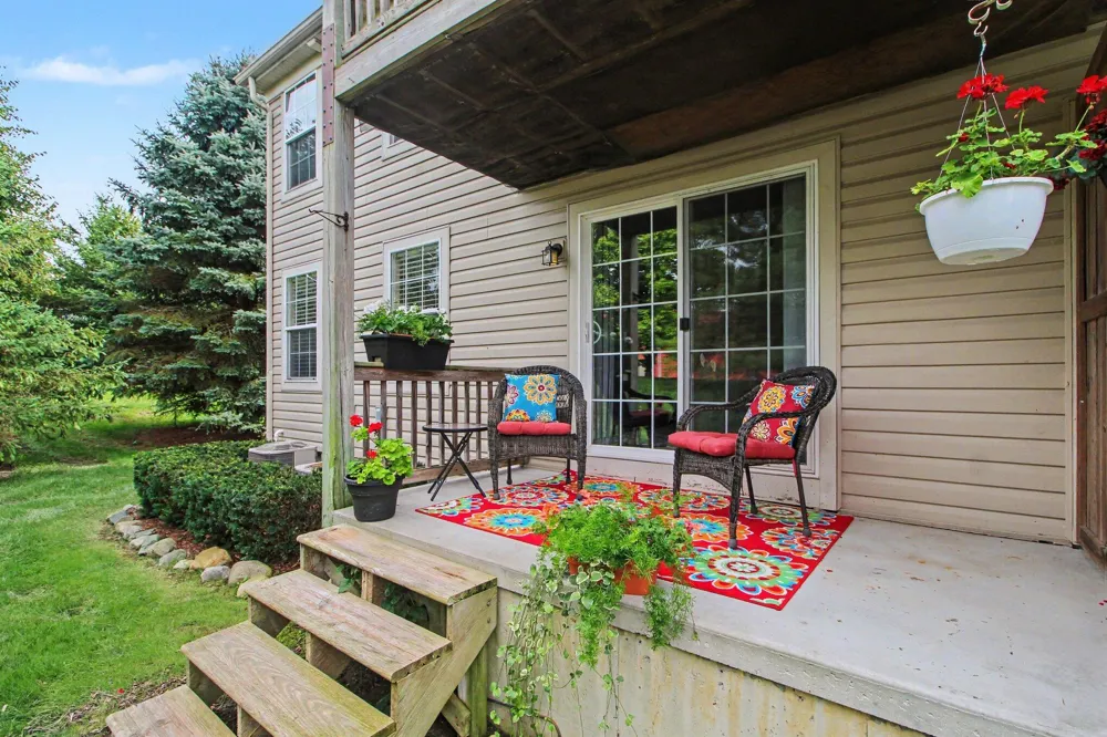 301 Victoria Drive Dexter, MI 48130