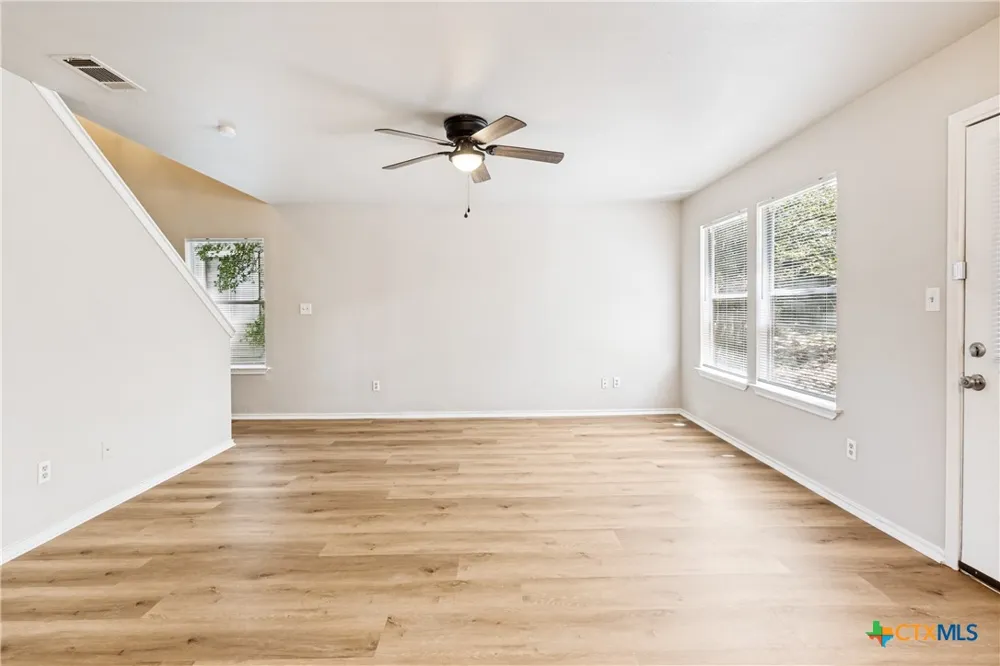 945 Sagewood Other, TX 78666