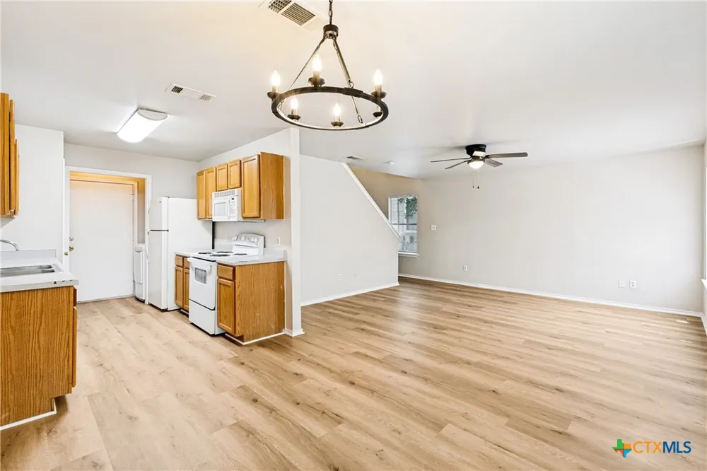 945 Sagewood Other, TX 78666
