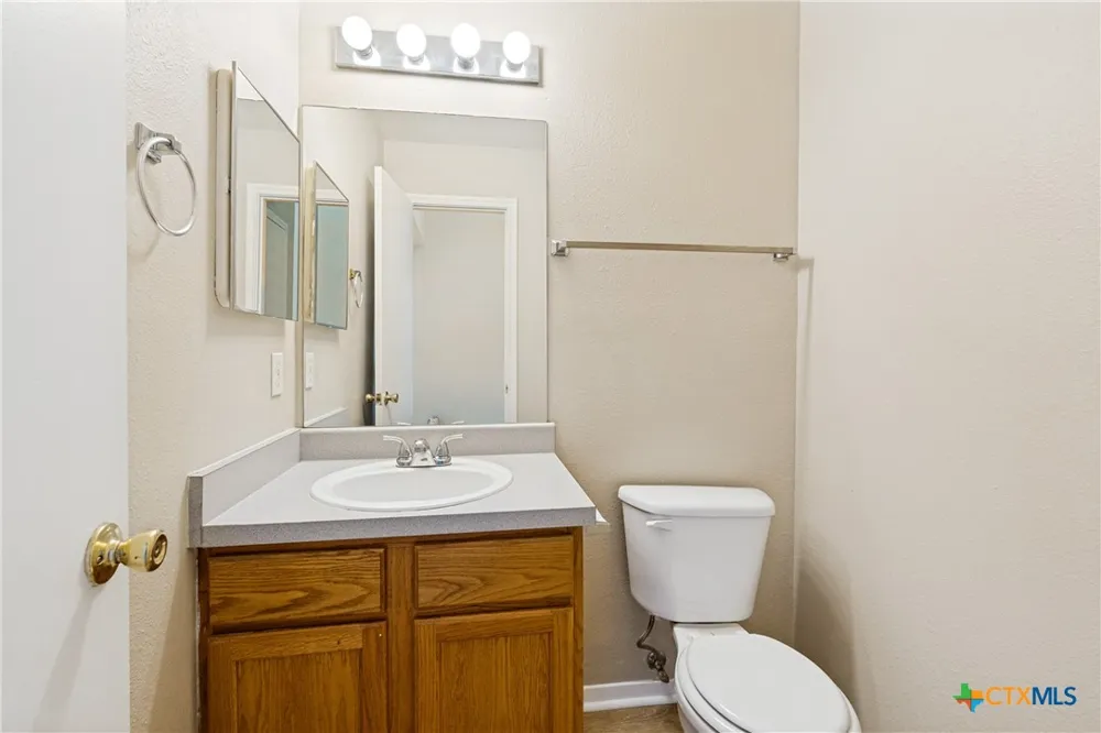 945 Sagewood Other, TX 78666