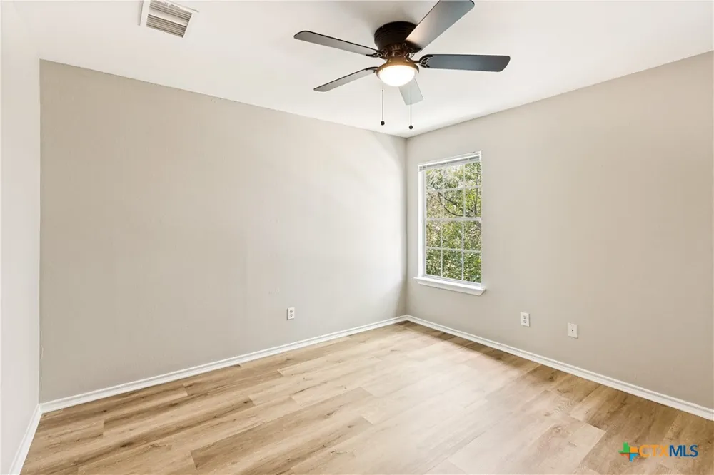 945 Sagewood Other, TX 78666