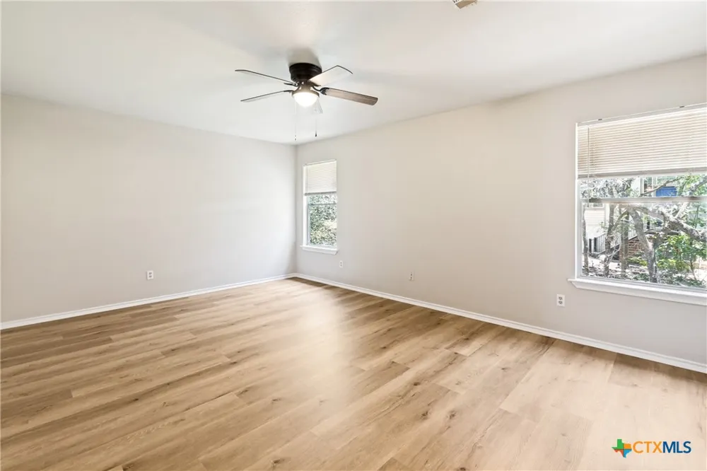 945 Sagewood Other, TX 78666