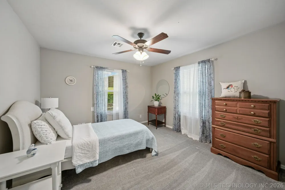 8012 W Cottonwood Avenue Claremore, OK 74019
