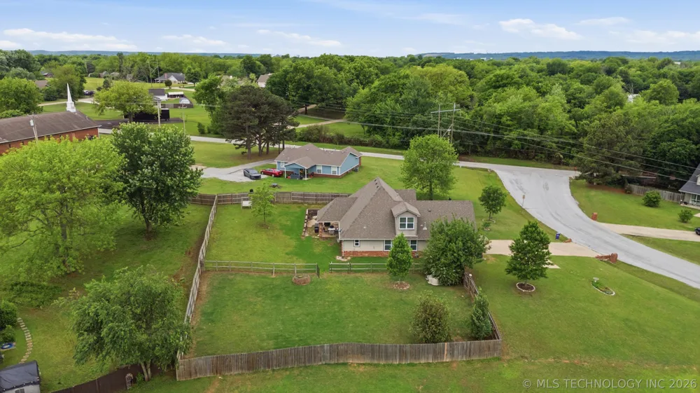8012 W Cottonwood Avenue Claremore, OK 74019