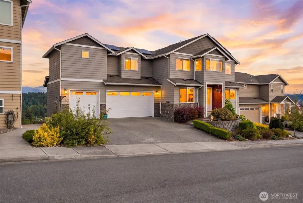 10908 177th Avenue Ct E Bonney Lake, WA 98391