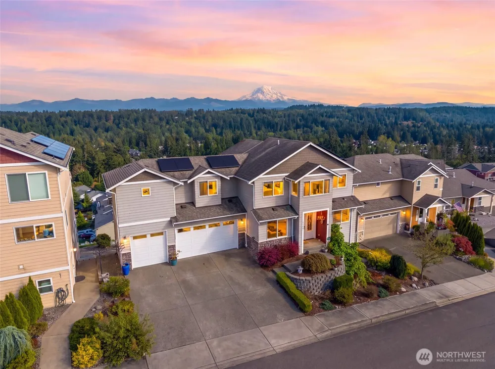 10908 177th Avenue Ct E Bonney Lake, WA 98391