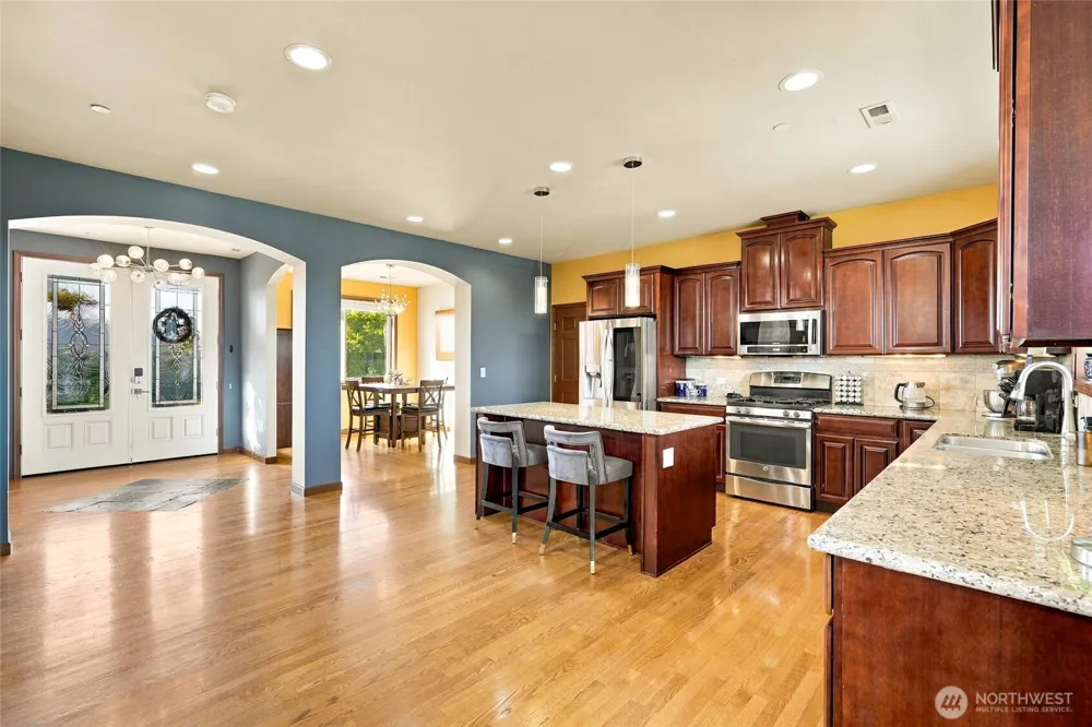 10908 177th Avenue Ct E Bonney Lake, WA 98391