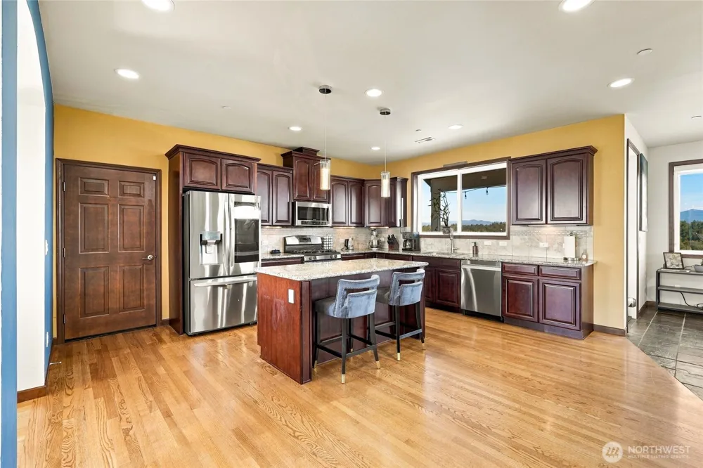 10908 177th Avenue Ct E Bonney Lake, WA 98391