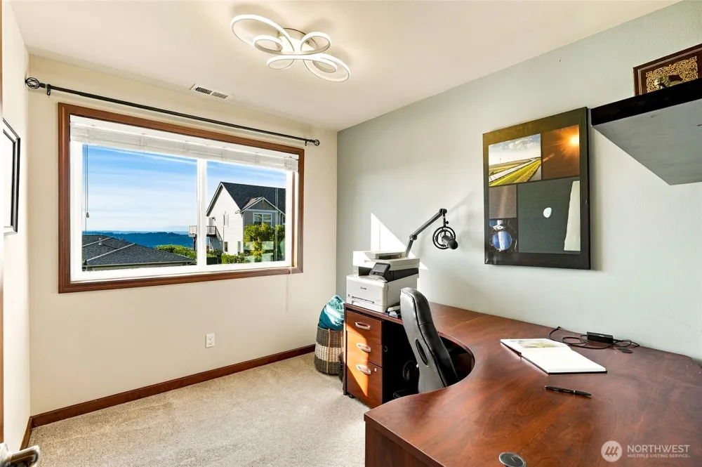 10908 177th Avenue Ct E Bonney Lake, WA 98391