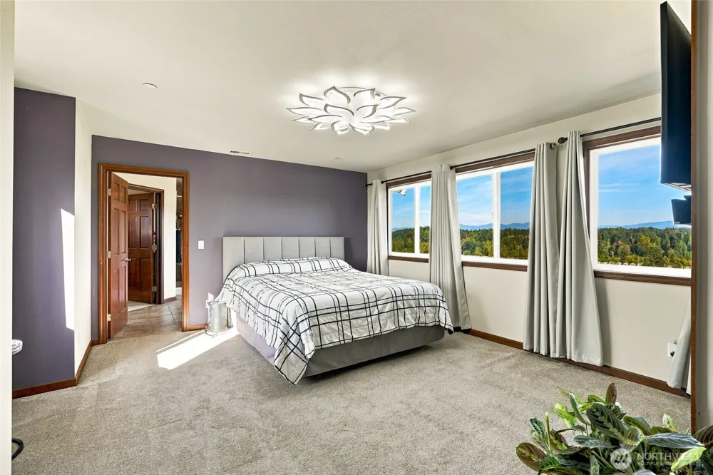 10908 177th Avenue Ct E Bonney Lake, WA 98391