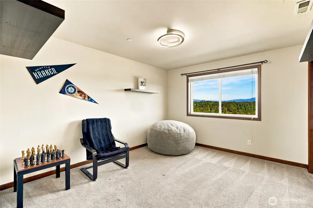 10908 177th Avenue Ct E Bonney Lake, WA 98391
