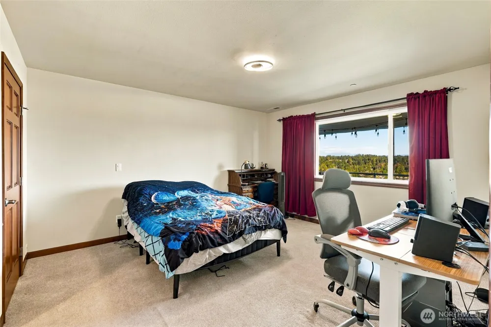 10908 177th Avenue Ct E Bonney Lake, WA 98391