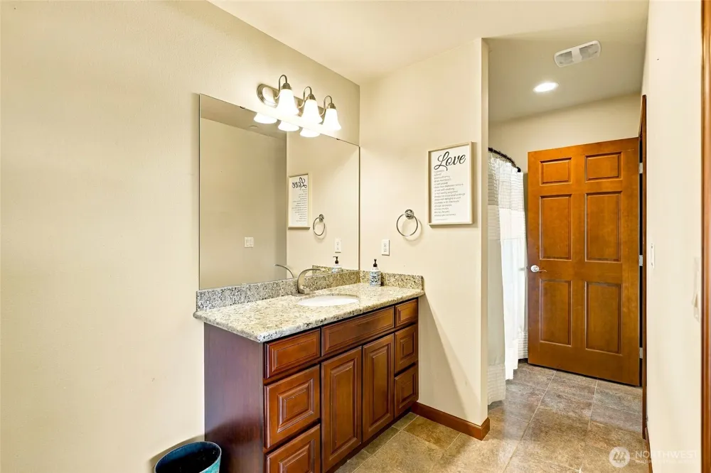 10908 177th Avenue Ct E Bonney Lake, WA 98391