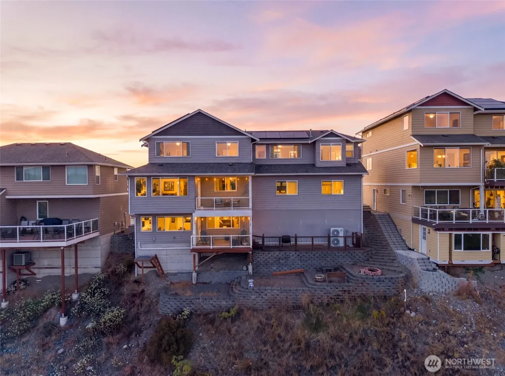 10908 177th Avenue Ct E Bonney Lake, WA 98391