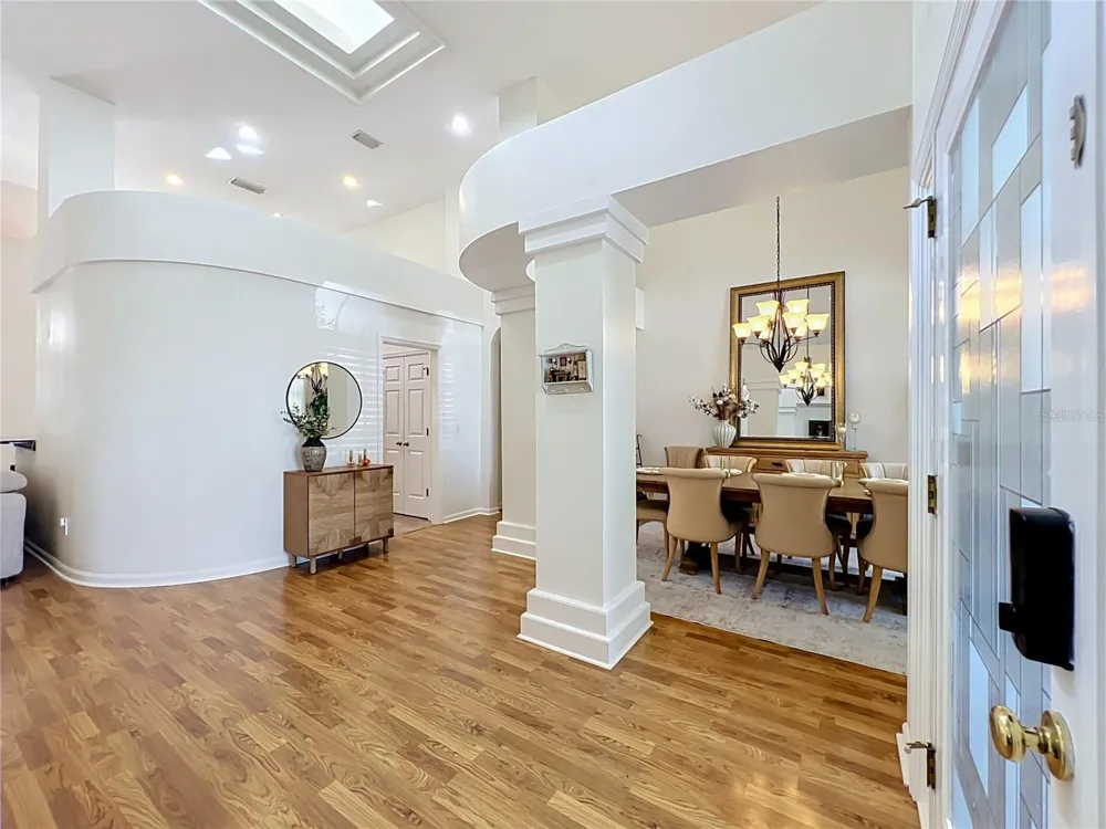 324 REMINGTON DRIVE Oviedo, FL 32765
