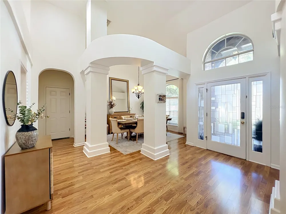 324 REMINGTON DRIVE Oviedo, FL 32765